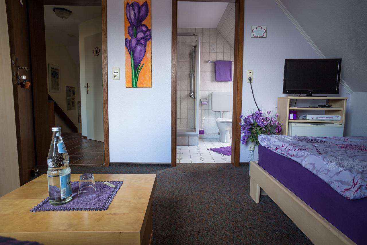 Pension Blumen-Villa Schneverdingen Esterno foto